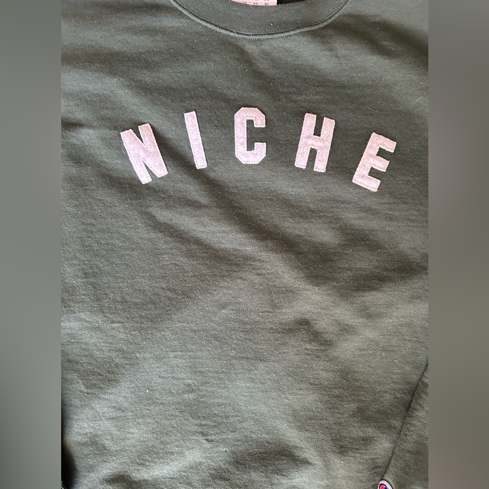 5/$25 Champion Authentic forest green NICHE crewneck sweatshirt size XL - Picture 2 of 7